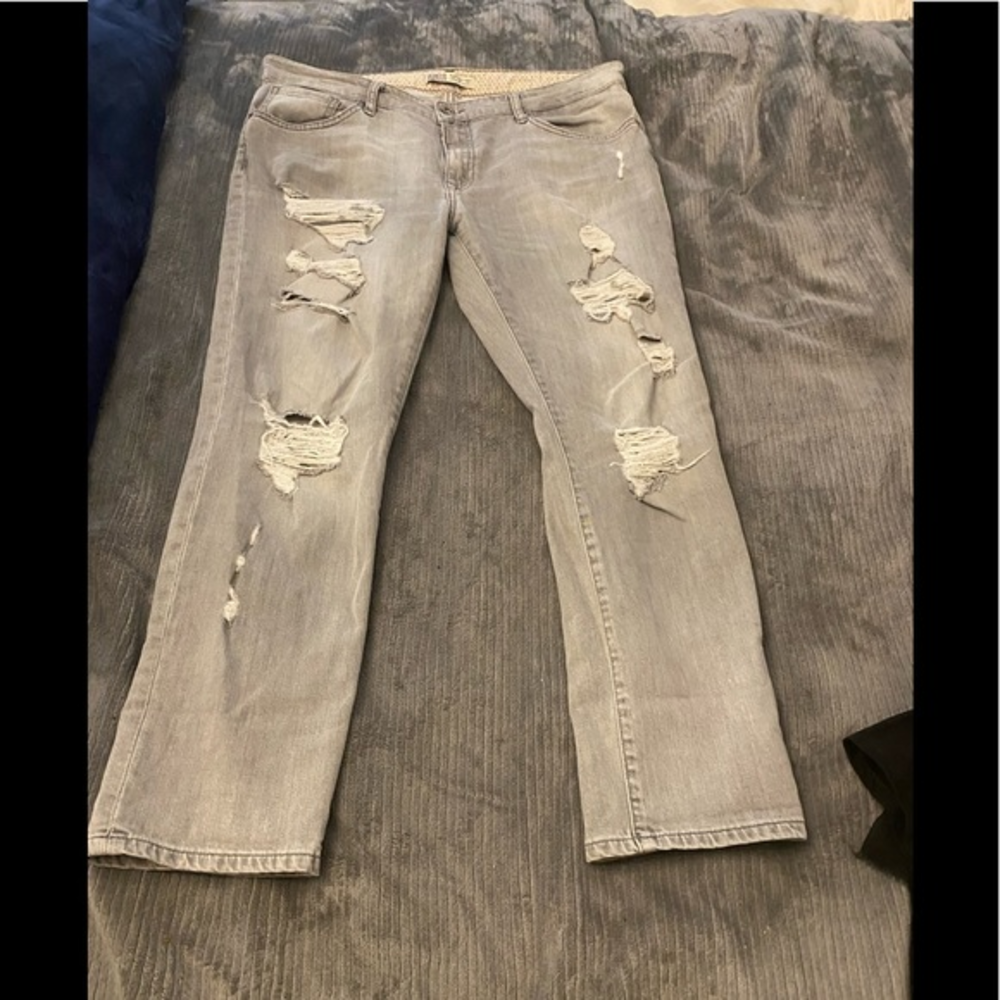 Zara‎ jeans